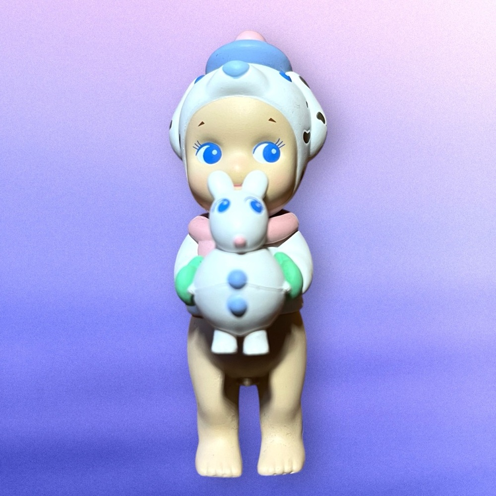 Sonny Angel Winter Wonderland Dalmatian holding Robby Figurine